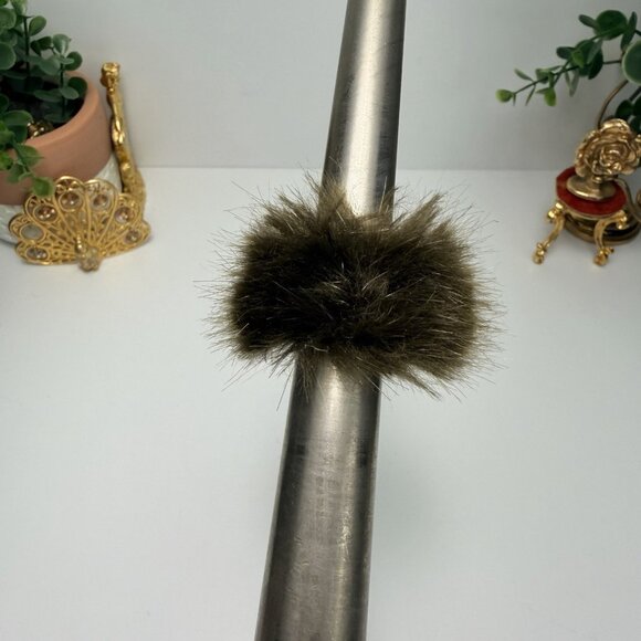 Zara Faux Fur Statement Rings Set of 2 Bold Fluffy Limited Edition NWOT - Picture 9 of 9